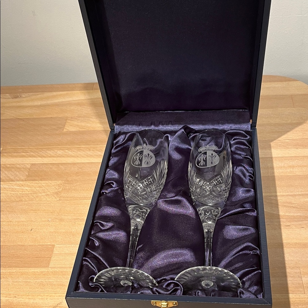 Elegant Crystal Champagne Flutes in Gift Box